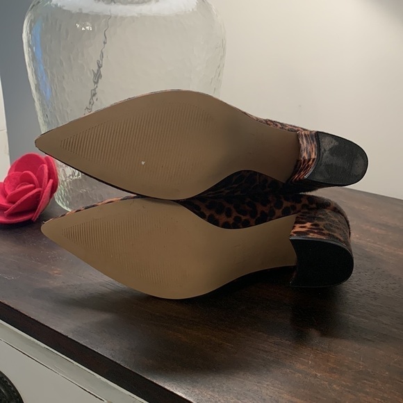 Marc Fisher Limited Leopard Tacily Calf Hair Pointed Toe Bootie Size 9.5 - Picture 6 of 7